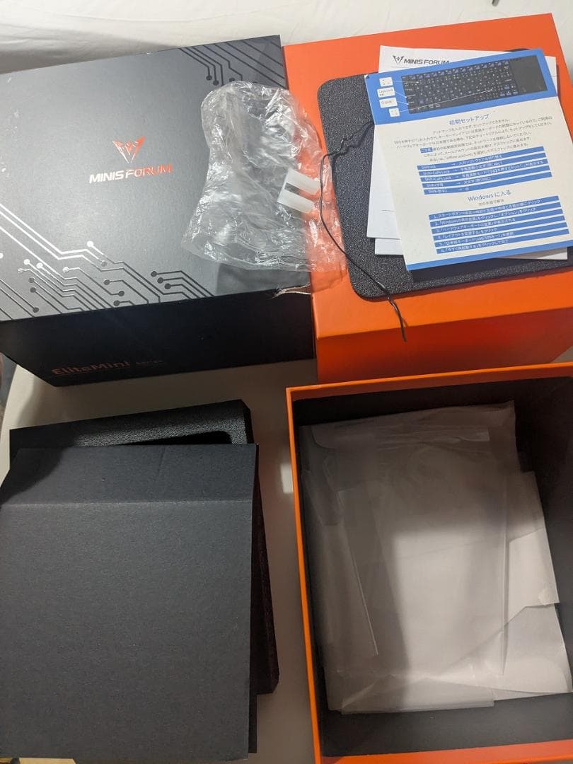 MINISFORUM UM690L Slim ミニpc