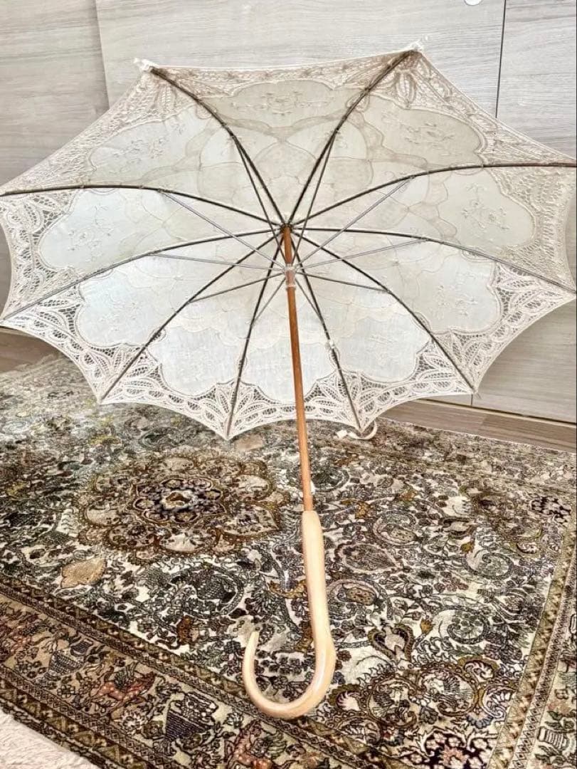 汕頭(スワトウ)刺繍　日傘(長傘) レトロ　手刺繍 レースパラソル