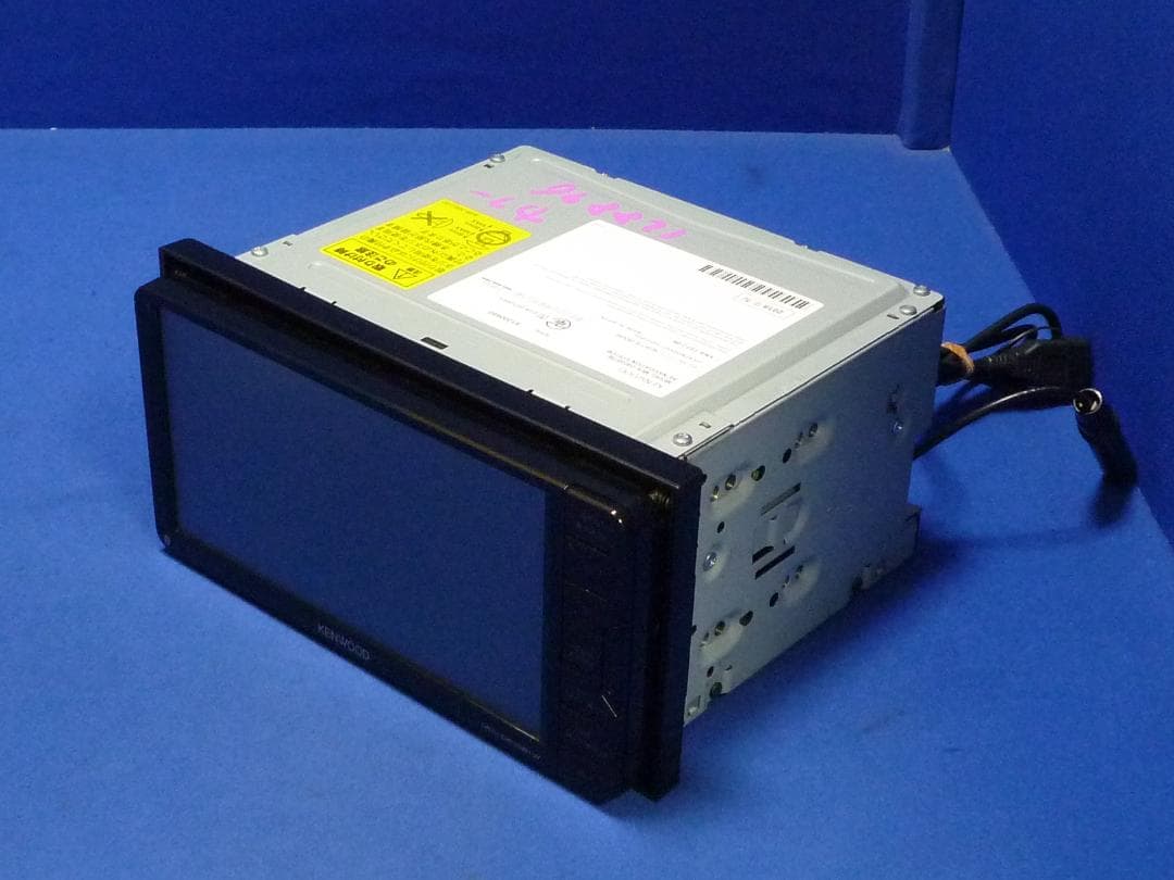 けん　　　　最新地図2025年春★MDV-D405BTWカーナビ本体セット