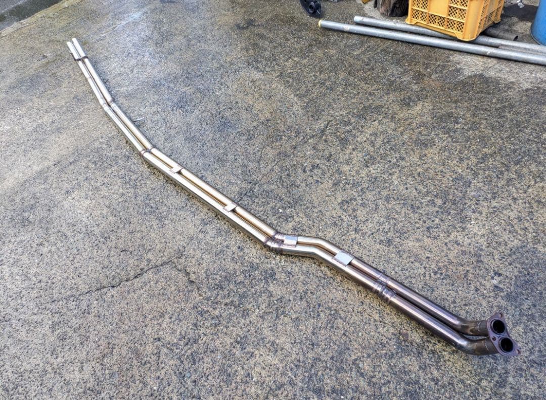 Yuka　ワンオフマフラー　スカイライン