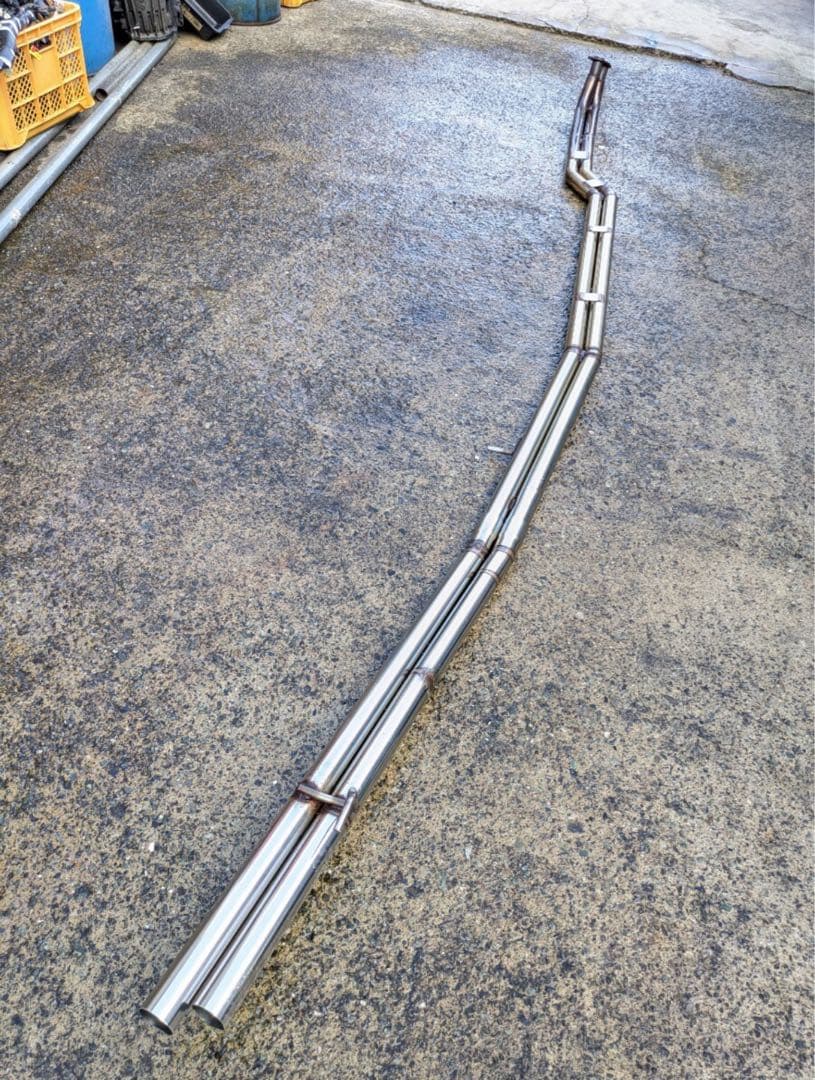 Yuka　ワンオフマフラー　スカイライン