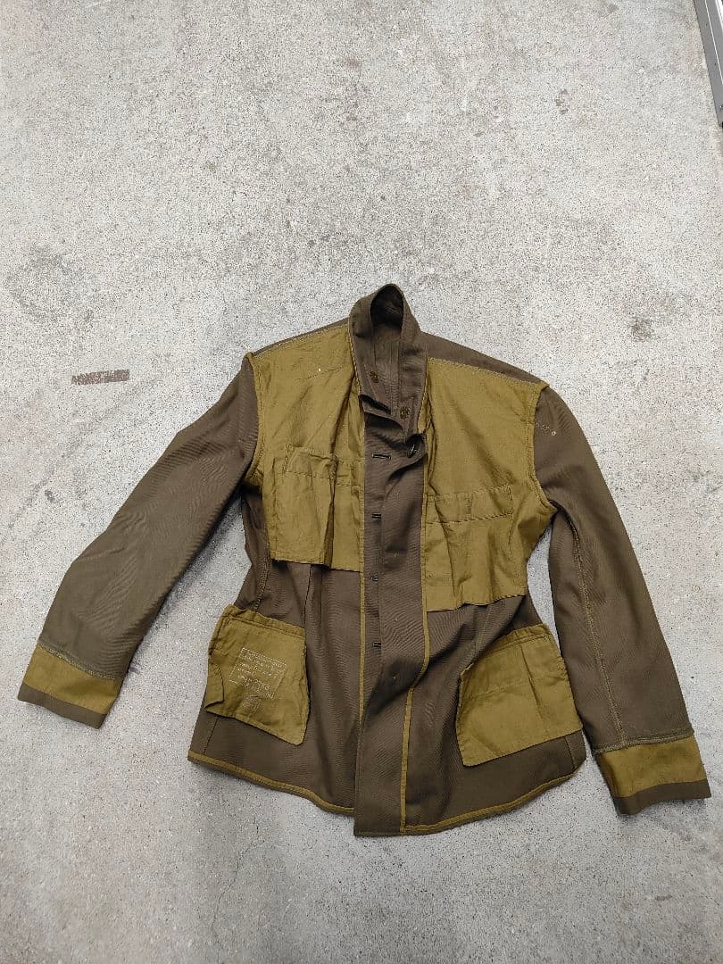 ソ連　m６９　将校軍服　軍服　ロシア軍　乗馬ズボン　勲章　略綬　メダル　ベルト