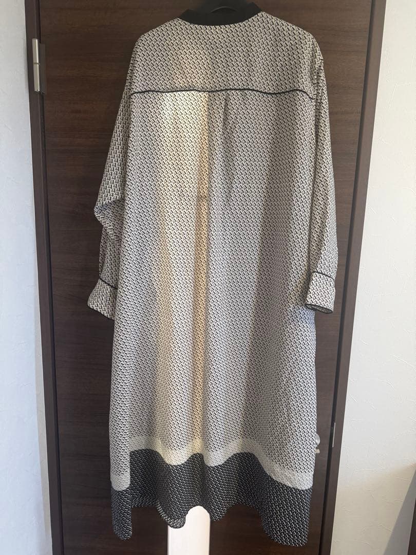 極美品 23区 【洗える】ジオメトリックパネルプリント ワンピース 3XL