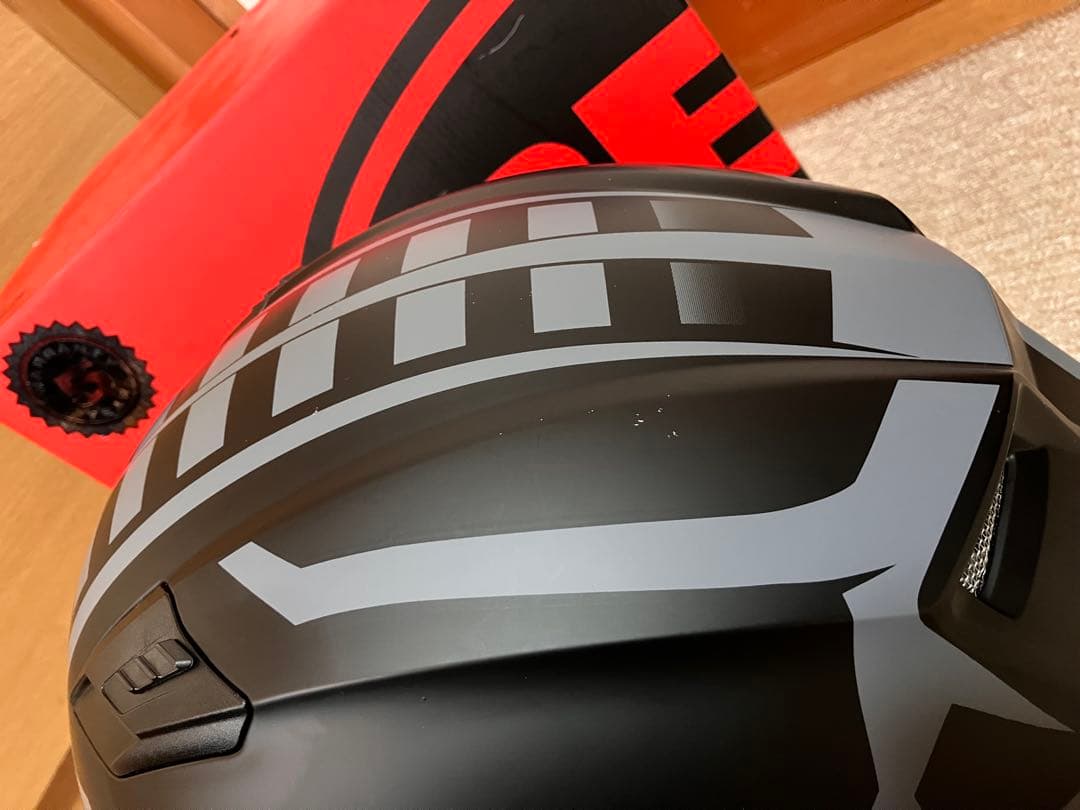 期間限定値下げ❗️BELL ヘルメット