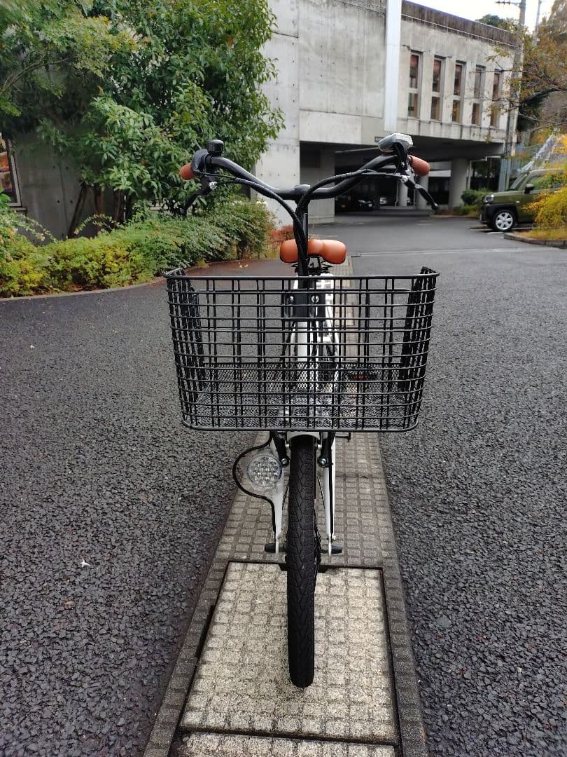 電動アシスト自転車 ホワイト 6段変速シマノ搭載 ⚠置き場所の都合近々取り下げ…
