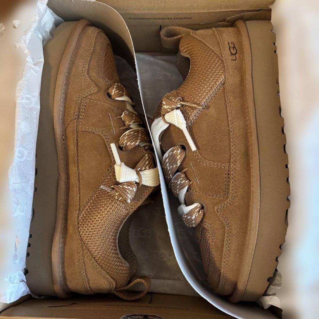 UGG スニーカー　24センチ　新品　未使用　箱付き　ブラウン