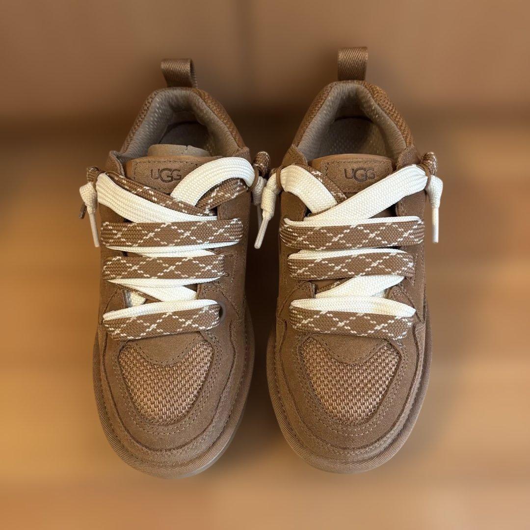 UGG スニーカー　24センチ　新品　未使用　箱付き　ブラウン