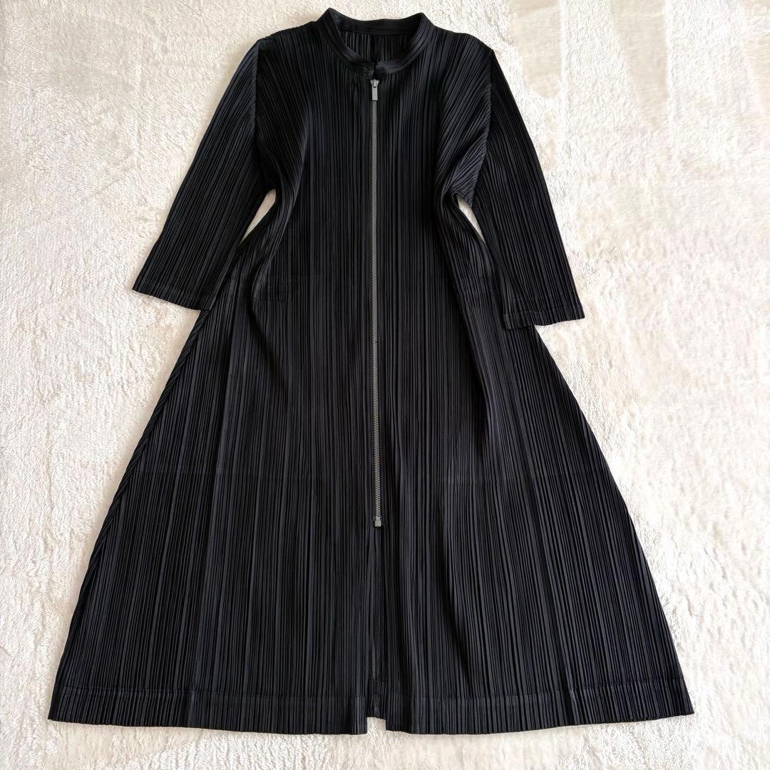 近年✨極美品 プリーツプリーズ 2WAYロゴジップロングワンピース 羽織 黒 2