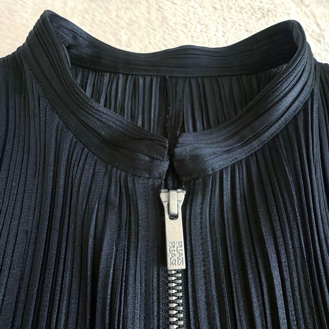 近年✨極美品 プリーツプリーズ 2WAYロゴジップロングワンピース 羽織 黒 2