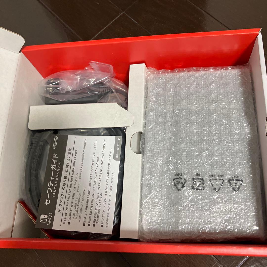 任天堂Switchグレー CYBER・アクセサリーmicroSD32GBセット