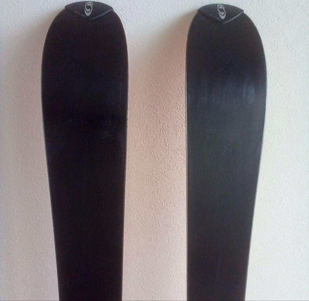 Salomon Pilot 4 オレンジスキー板