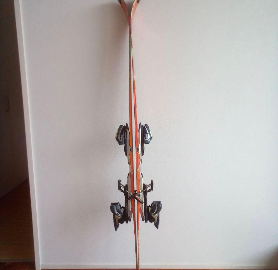 Salomon Pilot 4 オレンジスキー板