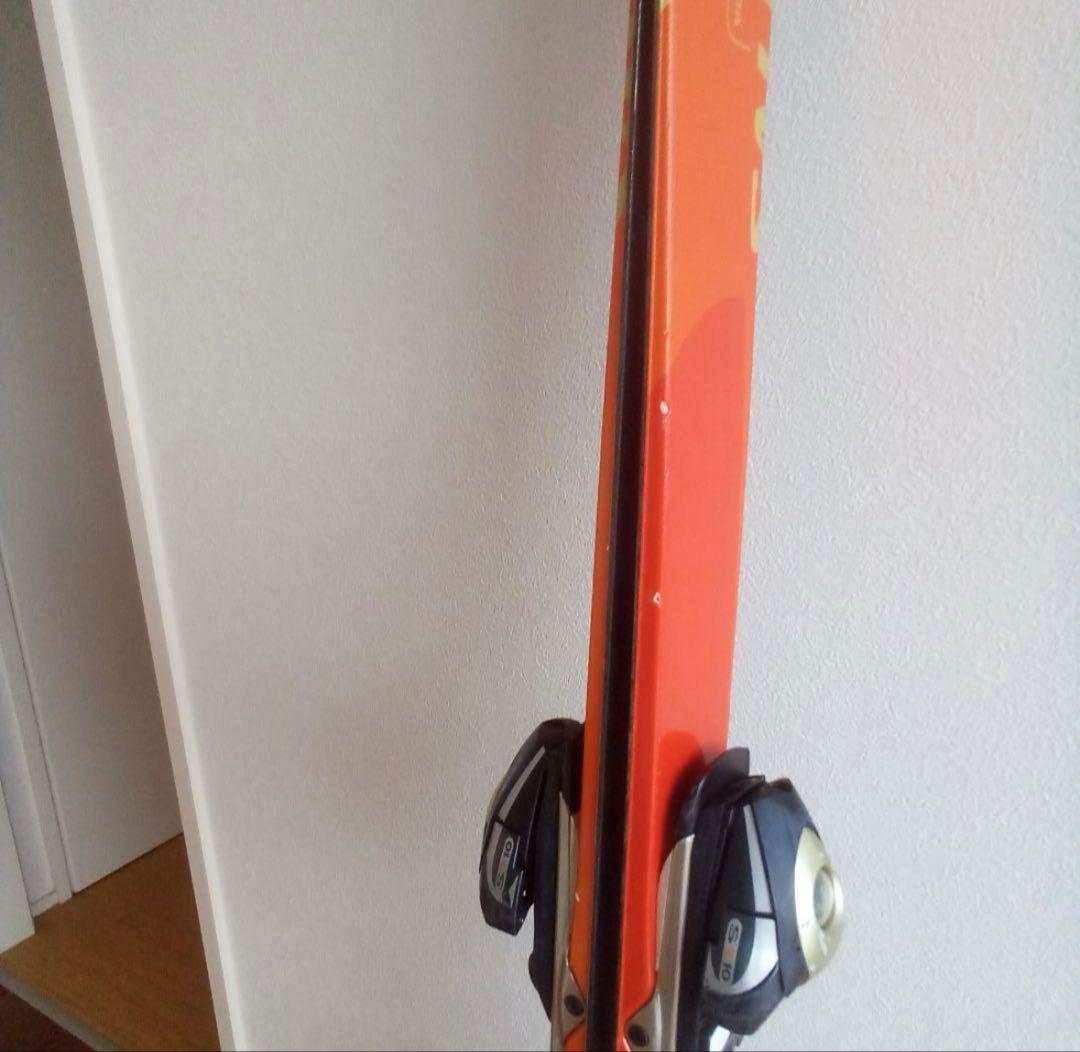 Salomon Pilot 4 オレンジスキー板