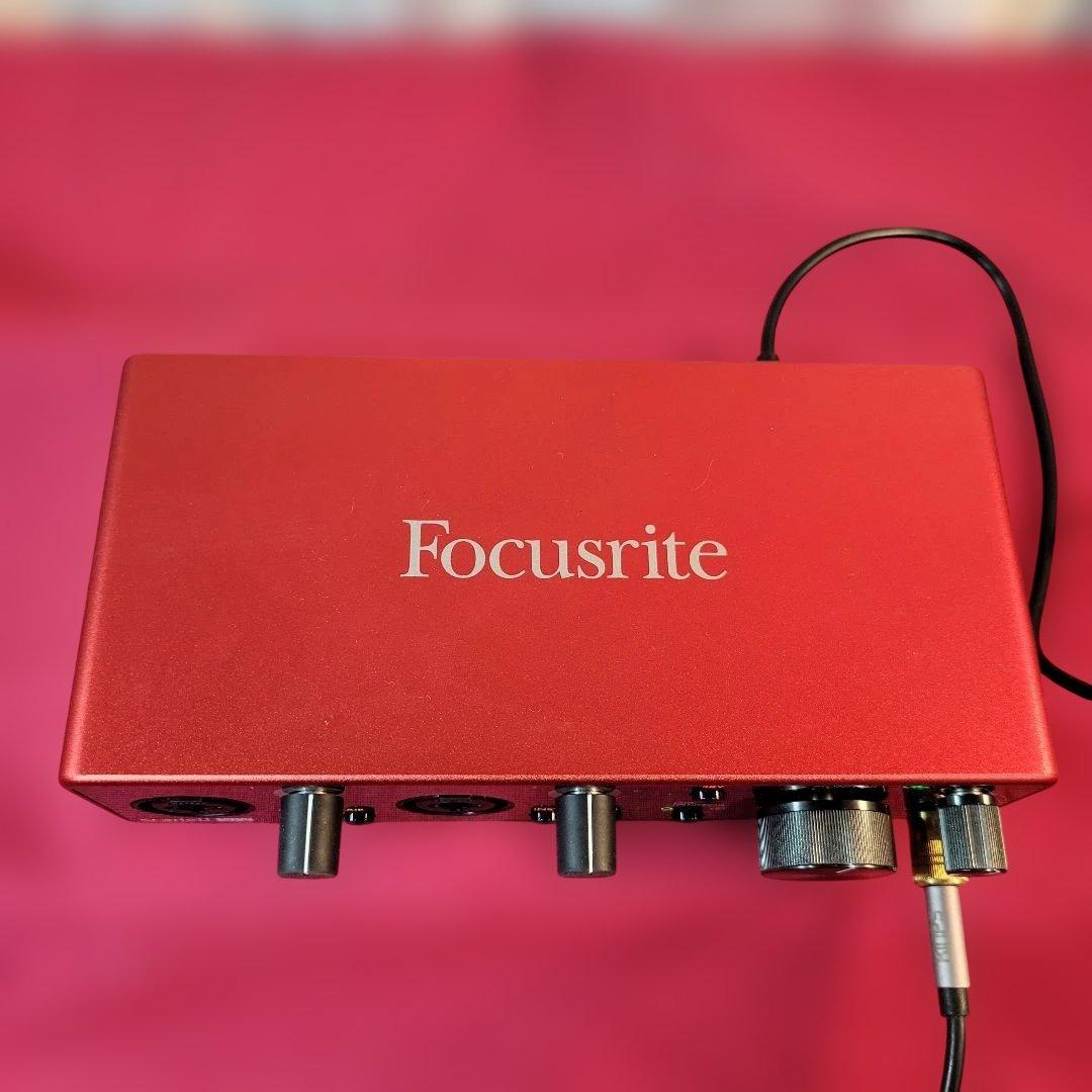 Focusrite Scarlett 2i2 (3rd Gen)動作品
