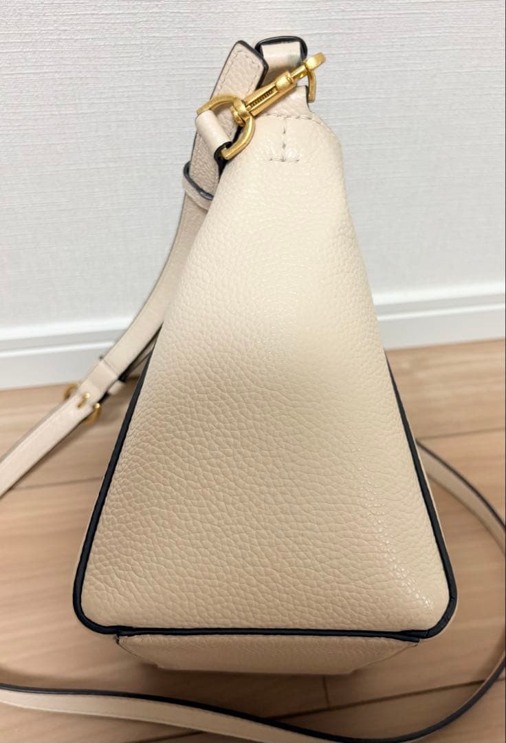 ❤️最終価格❤️トリーバーチ マックグロー スモールバケット バッグ ホワイト