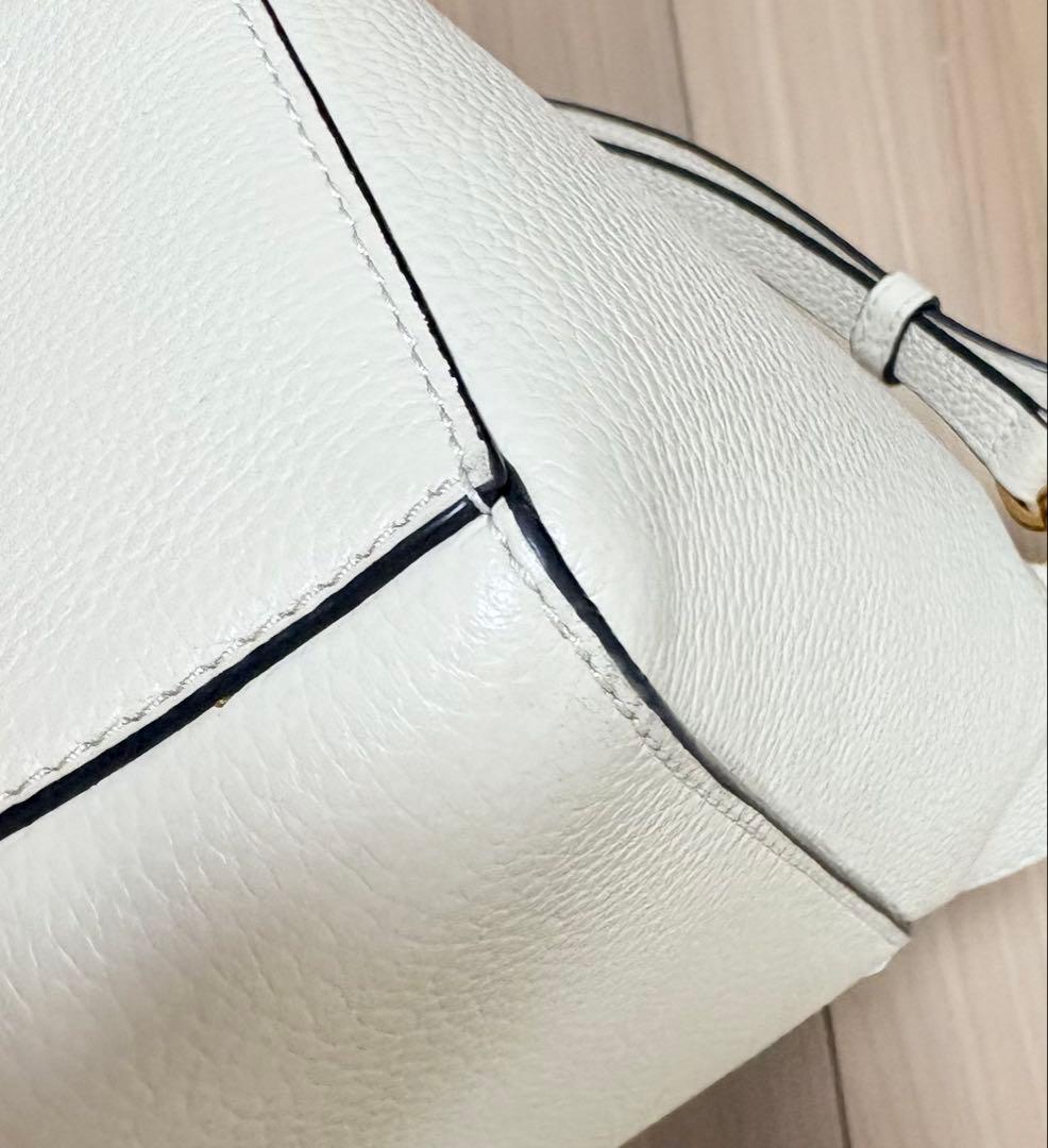 ❤️最終価格❤️トリーバーチ マックグロー スモールバケット バッグ ホワイト