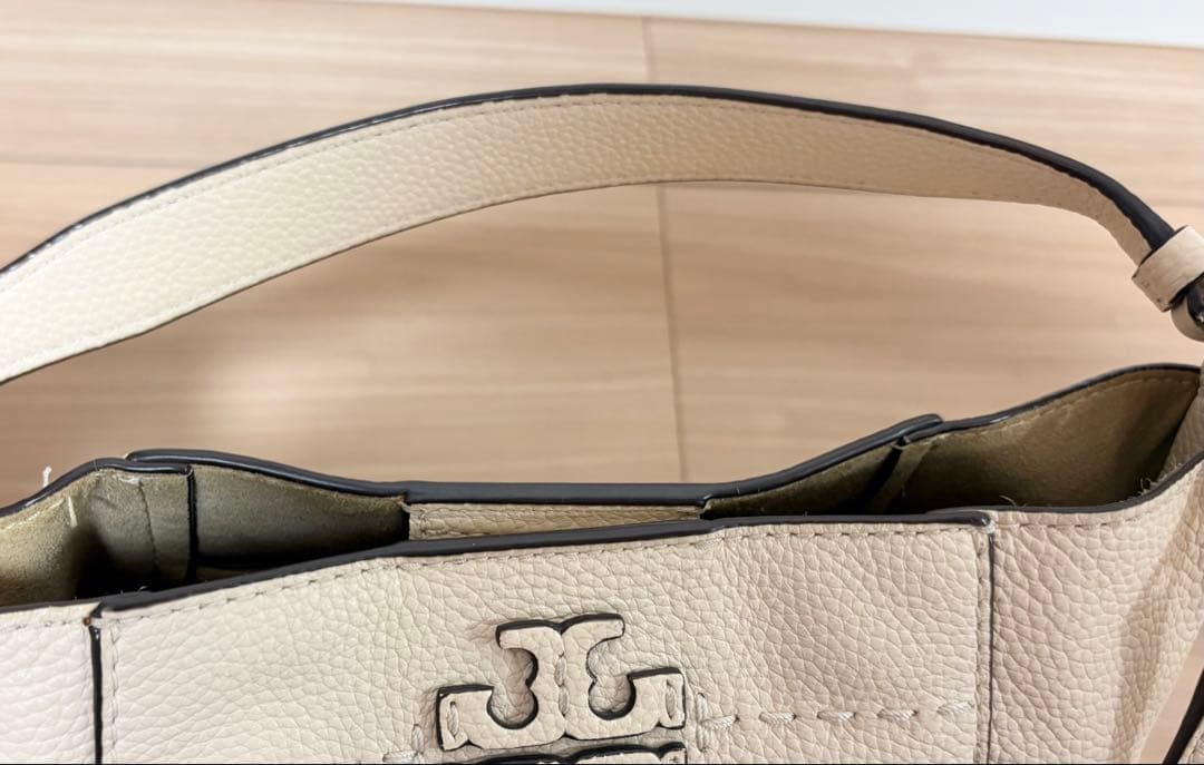 ❤️最終価格❤️トリーバーチ マックグロー スモールバケット バッグ ホワイト