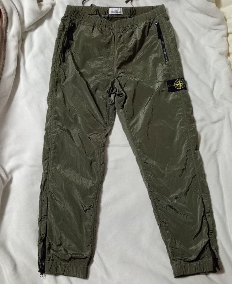 STONE  ストーンアイランド NYLON PANT カーキ