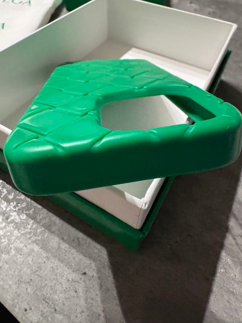 Bottega Veneta グリーン iPhoneケース15pro