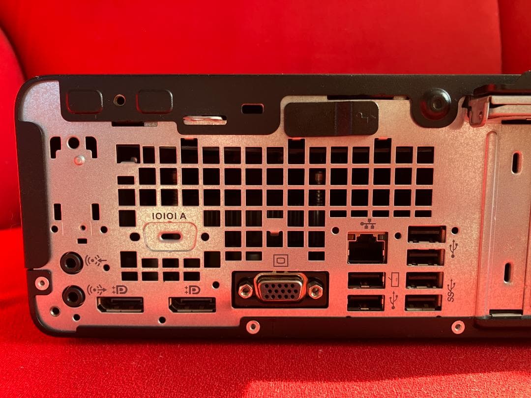 ★（45）爆速m.2SSD+HDD 第８世代CPU 8GB office付き