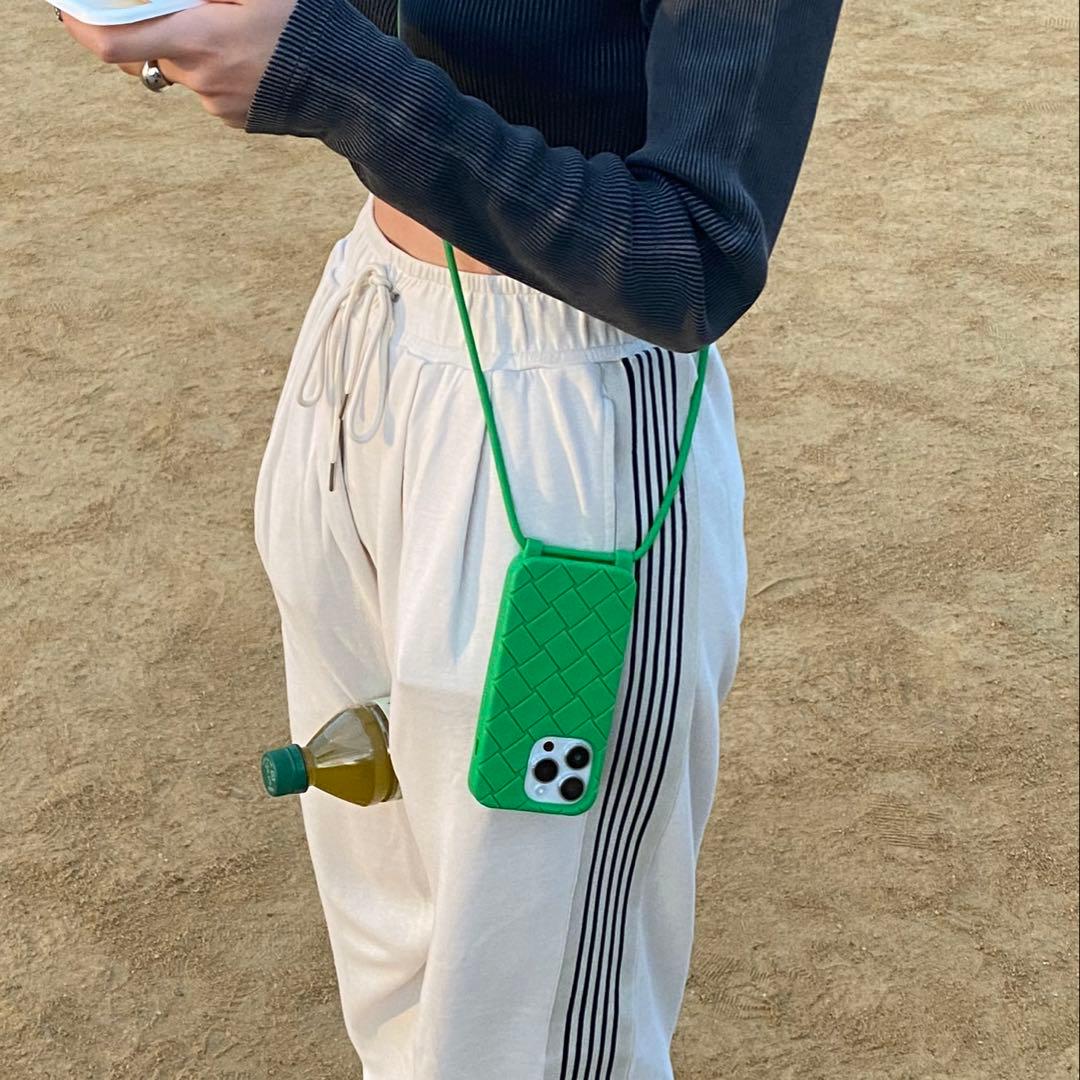 iPhoneアクセサリー iPhone14pro BOTTEGA VENETA