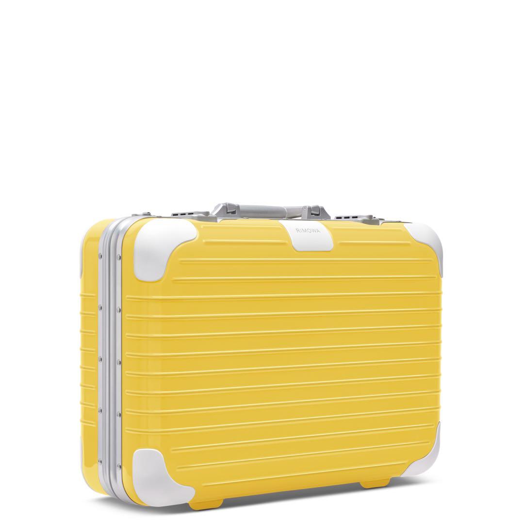 リモワ　holiday ハンドキャリーケース