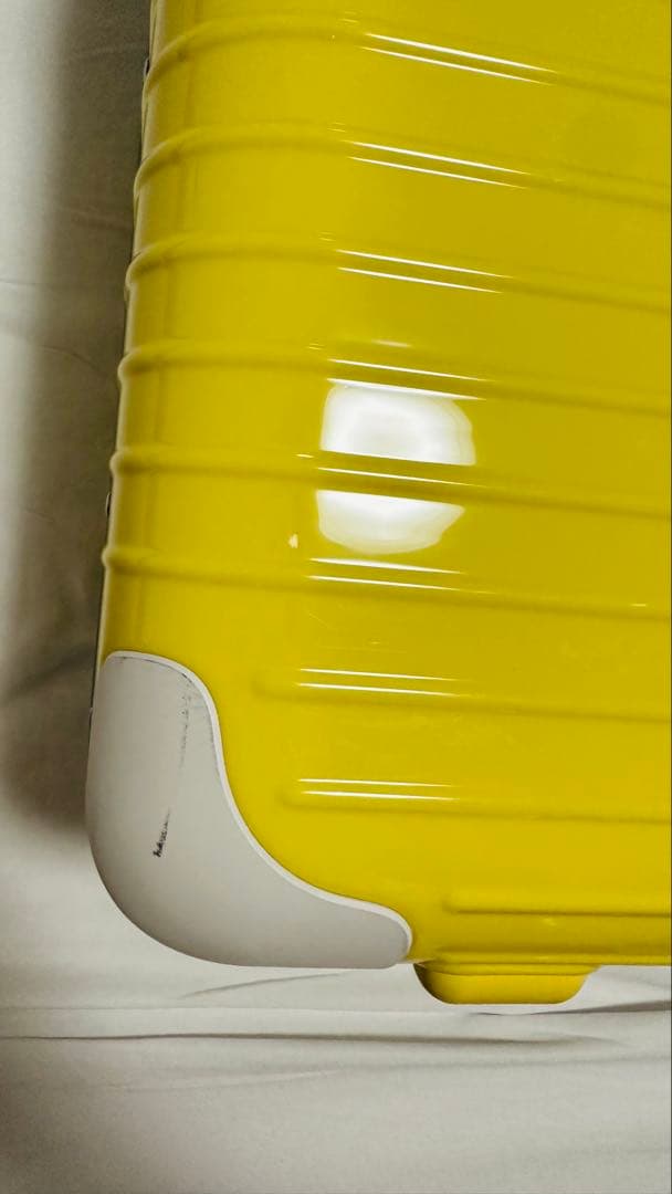 リモワ　holiday ハンドキャリーケース