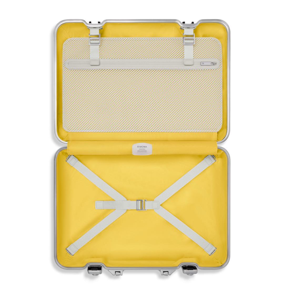 リモワ　holiday ハンドキャリーケース