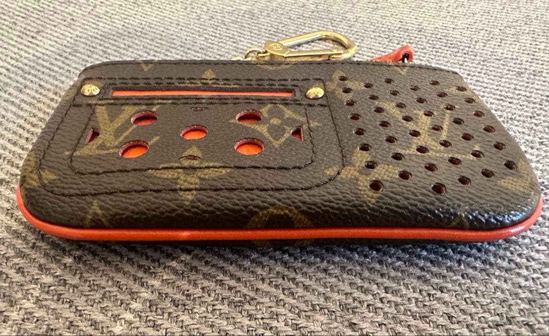 モノグラム パンチング ポシェット クレディ