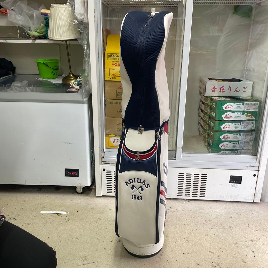 adidas ゴルフバッグ 1949年モデル ホワイト/ネイビー/レッド