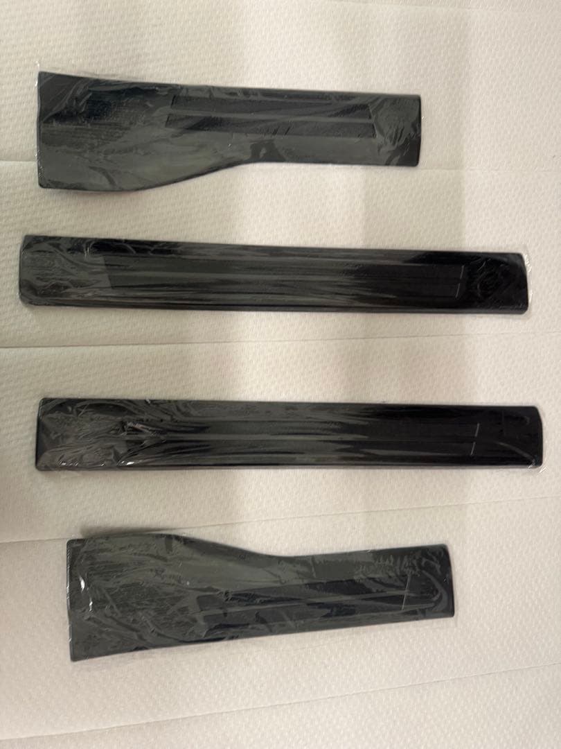 新型プリウス 60系サムライプロデューススカッフプレート内側ブラックヘアライン