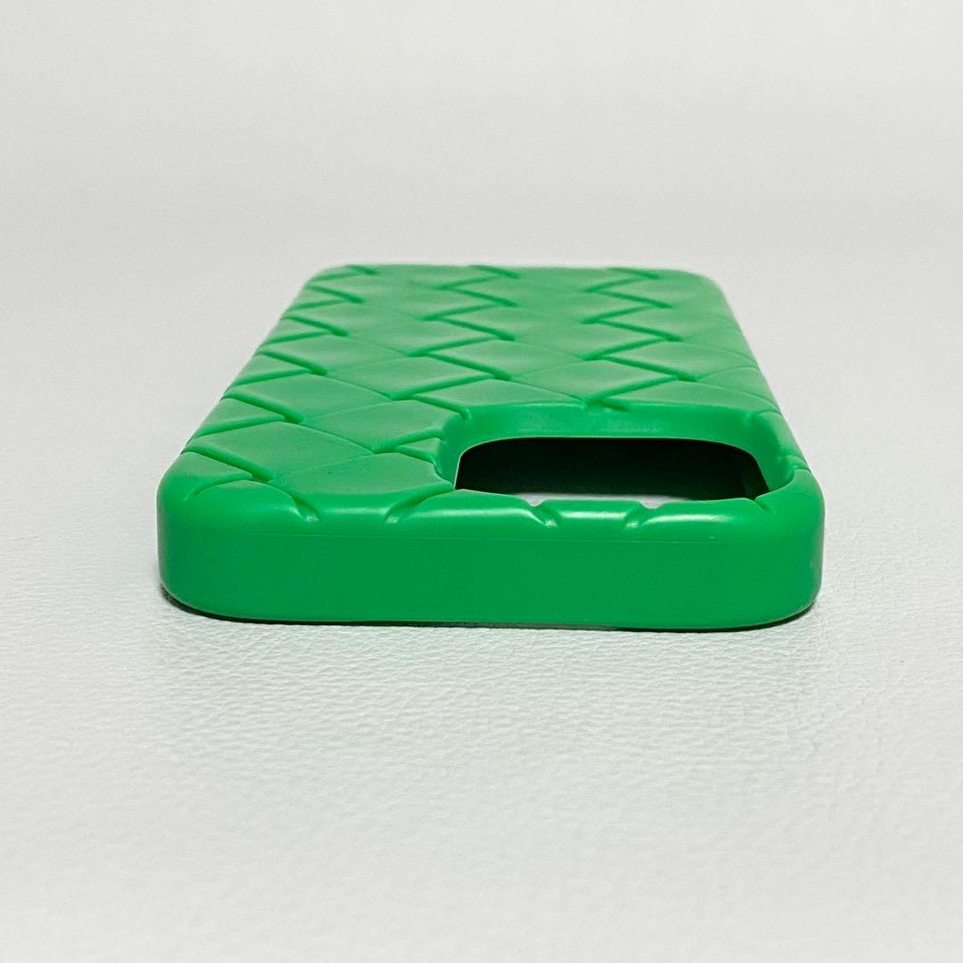 BOTTEGA VENETA / iPhone13Pro ケース ラバー