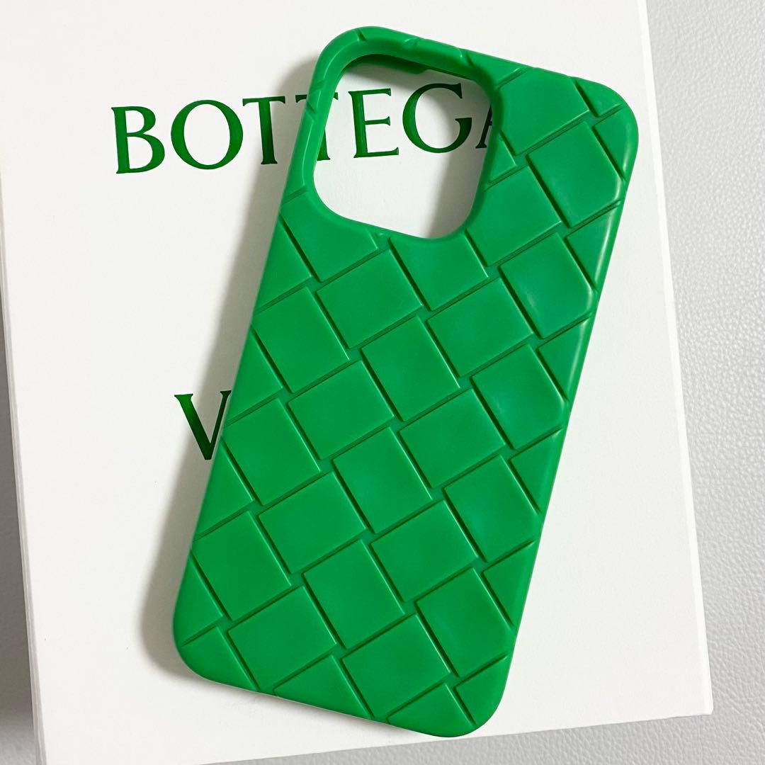 BOTTEGA VENETA / iPhone13Pro ケース ラバー