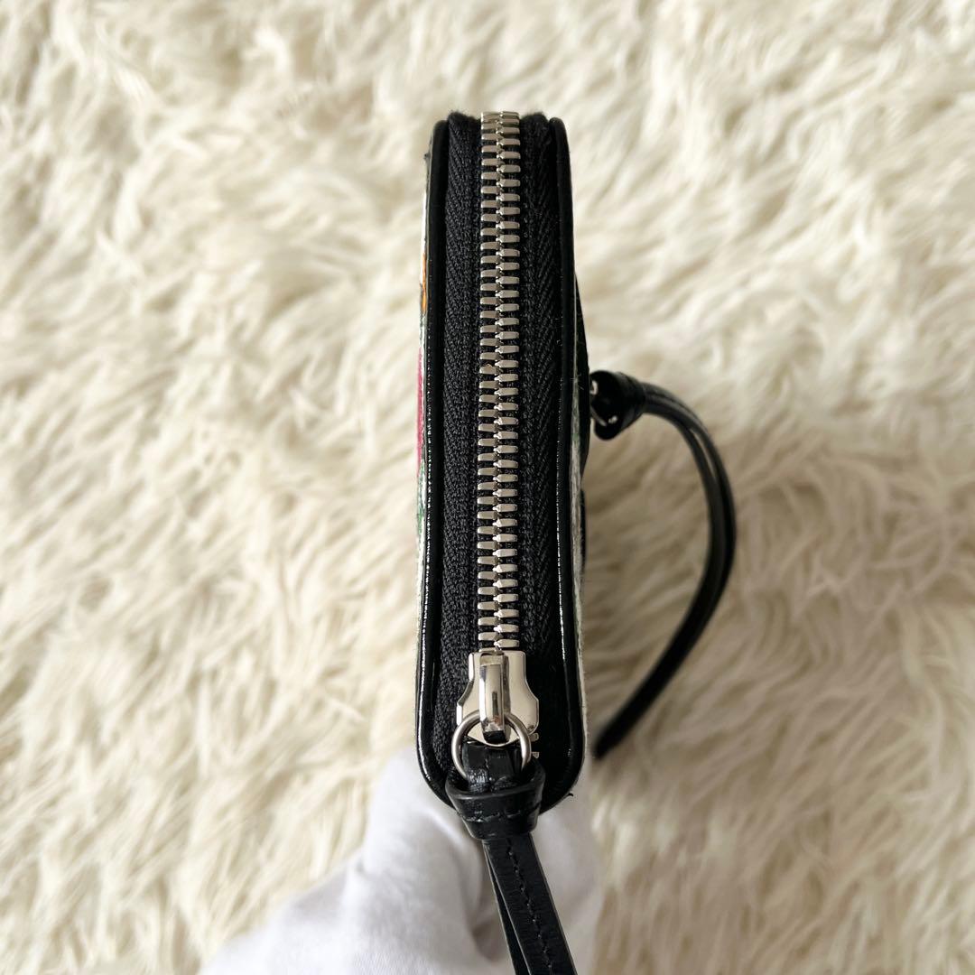 グッチ　バレンシアガ　長財布　ラウンドファスナー　681710 花柄　フラワー