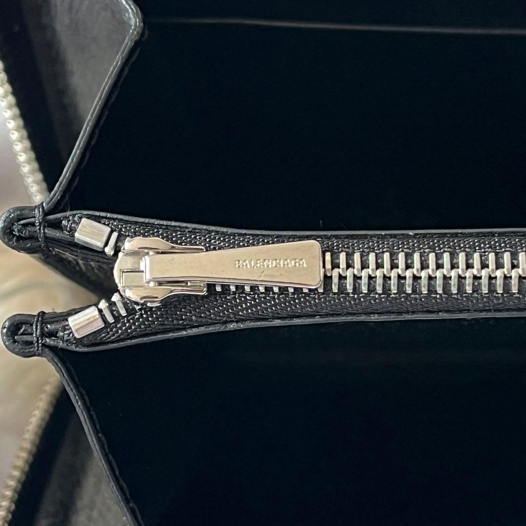 グッチ　バレンシアガ　長財布　ラウンドファスナー　681710 花柄　フラワー