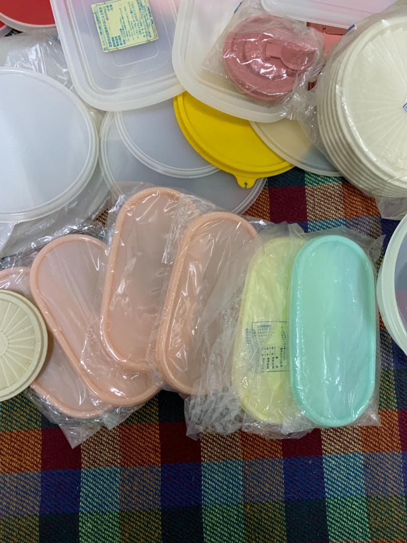 タッパーウェア ふたと容器 大量セット お得なまとめ売り TW-063