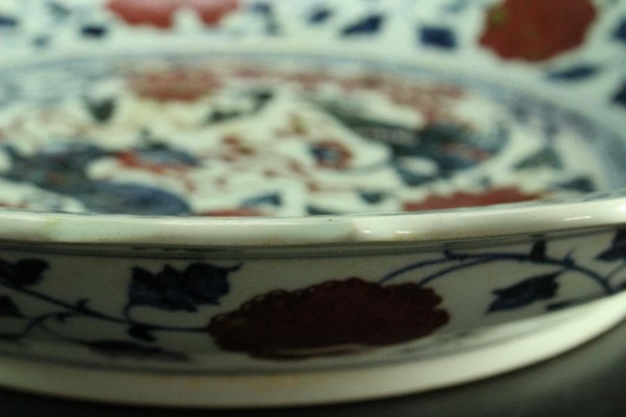 中国美術 青花 紅 纏枝蓮花麒麟鳳紋 皿(K-A836)