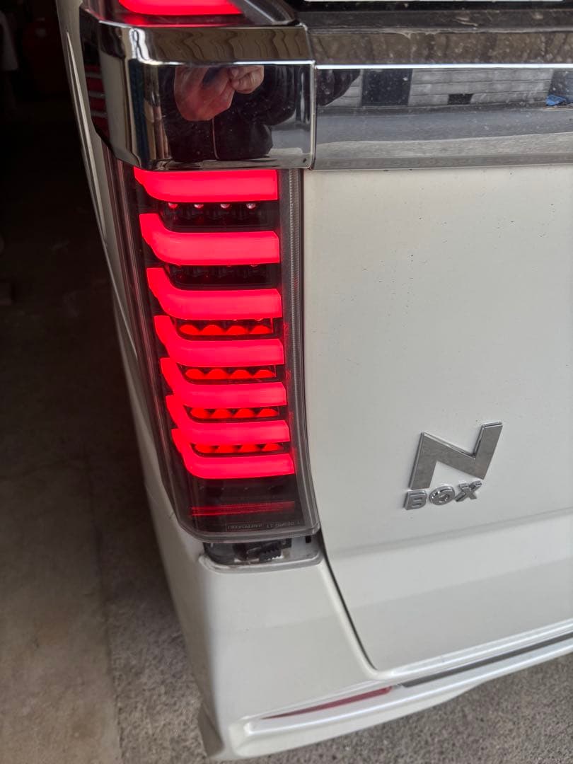 ＮＢＯＸjf1クリスタルアイ　 テールランプ