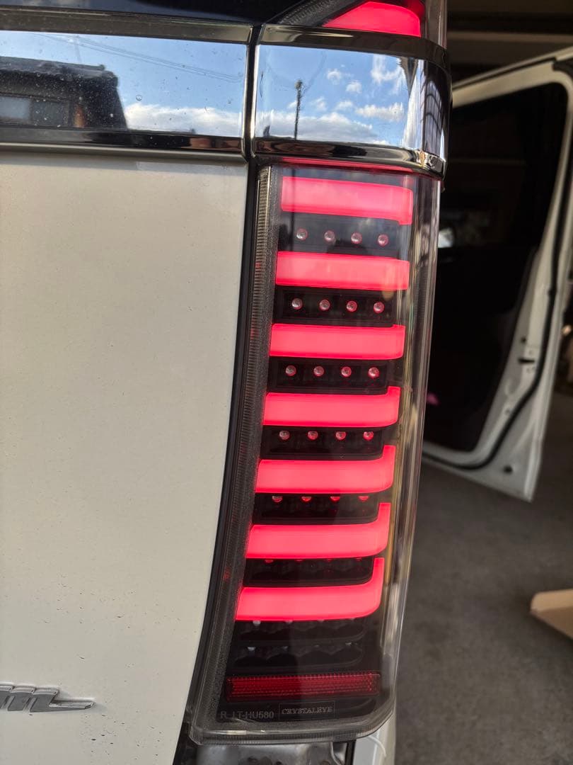 ＮＢＯＸjf1クリスタルアイ　 テールランプ
