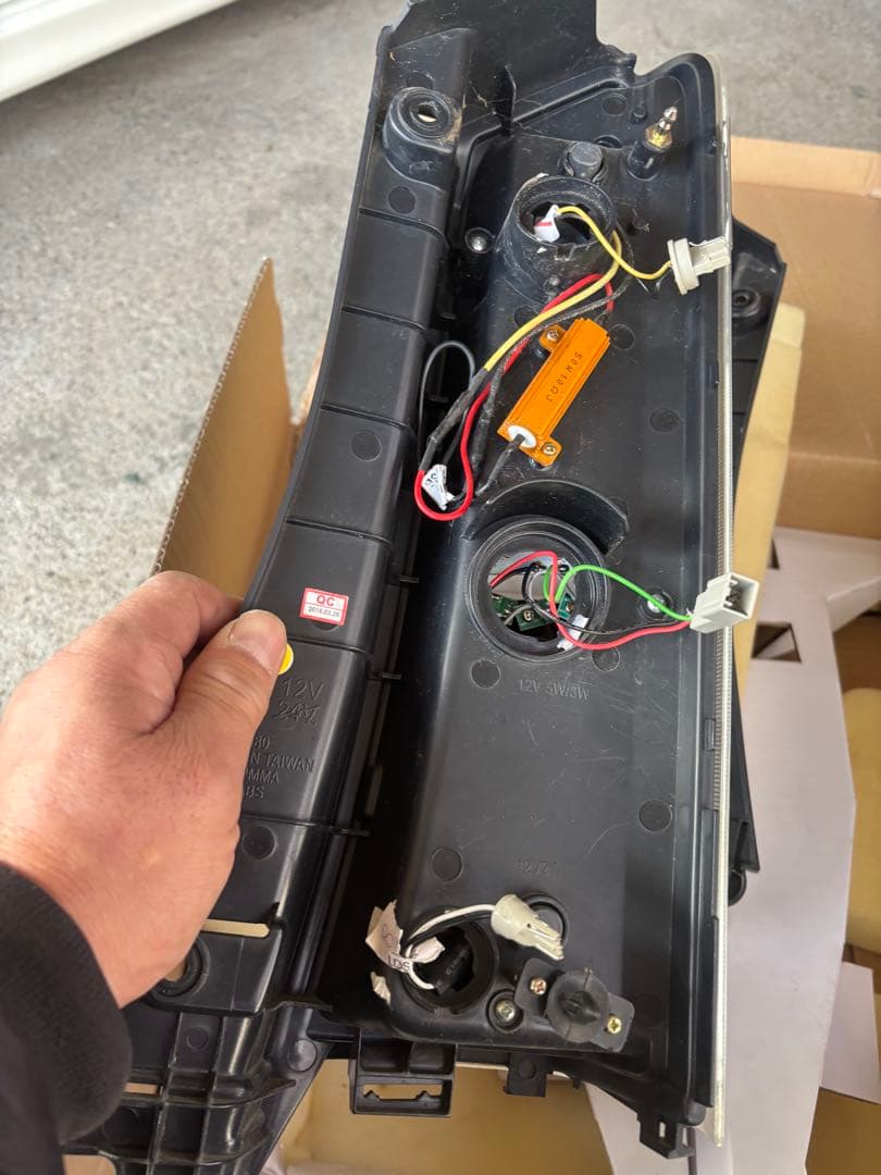 ＮＢＯＸjf1クリスタルアイ　 テールランプ