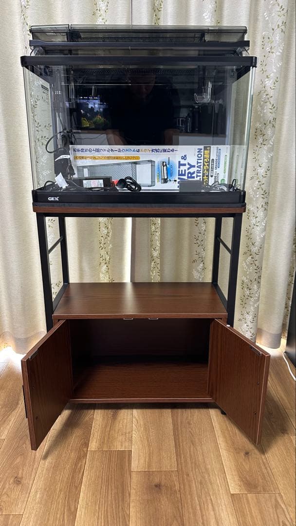 引取り限定　GEX 水槽セット