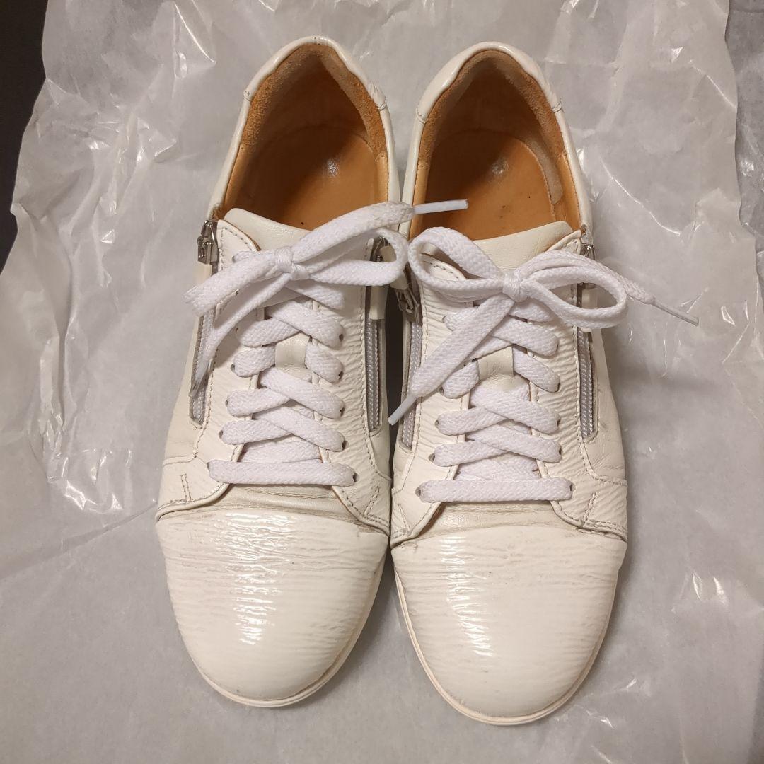 BENESU アーチ復元　白革スニーカー 23.5　ベネシュ