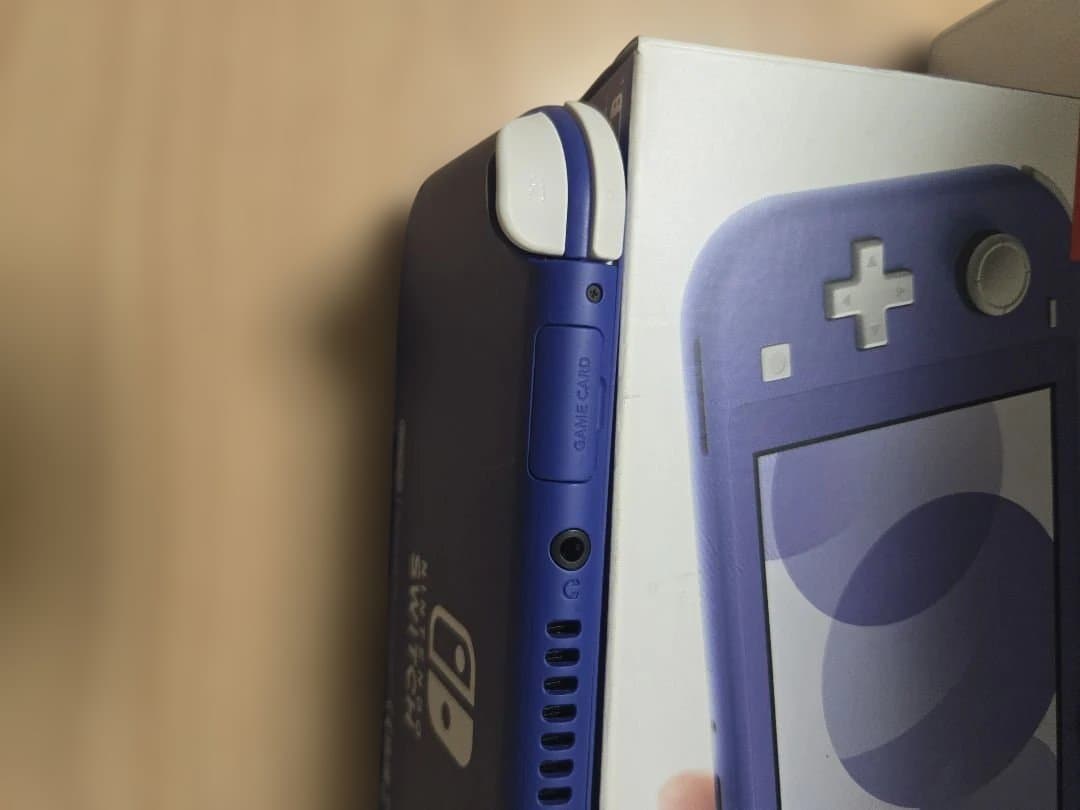 ロ*ク様 Nintendo Switch Lite 本体 ブルー