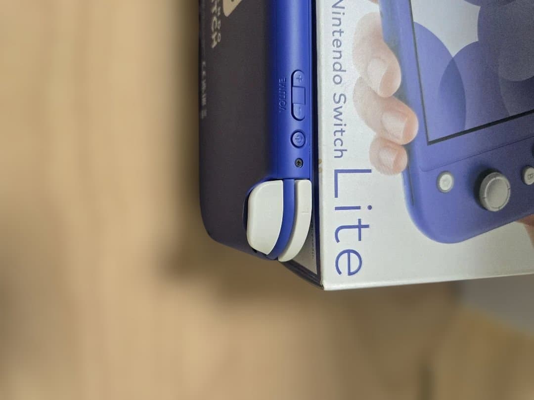 ロ*ク様 Nintendo Switch Lite 本体 ブルー