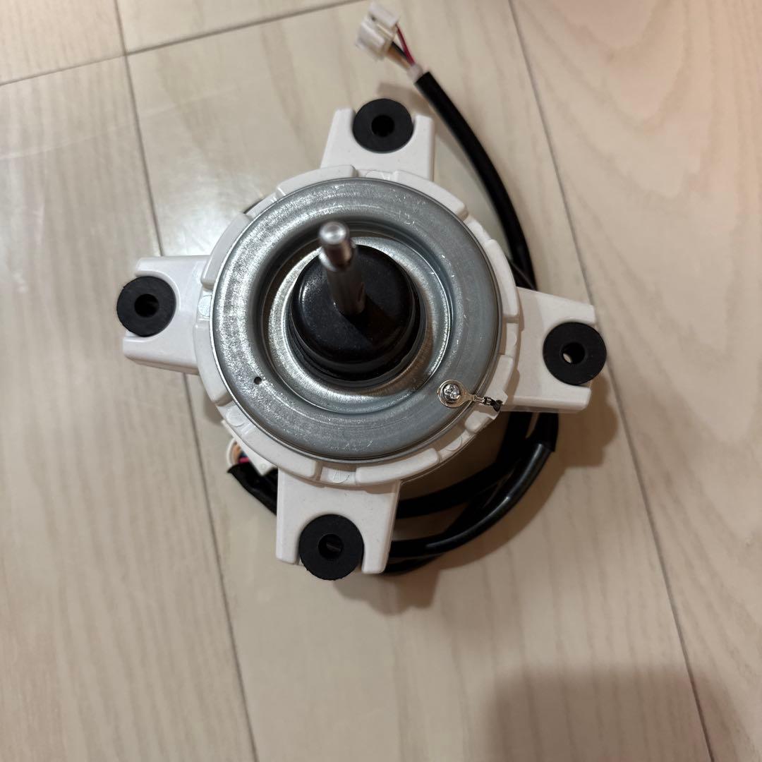 ダイキン純正　室外機用モーター