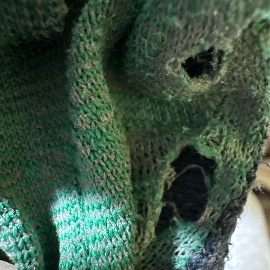 緑の5本指ソックス ダメージあり L