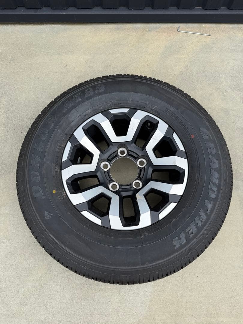 ランクル再再販70 純正ホイール　4本セット