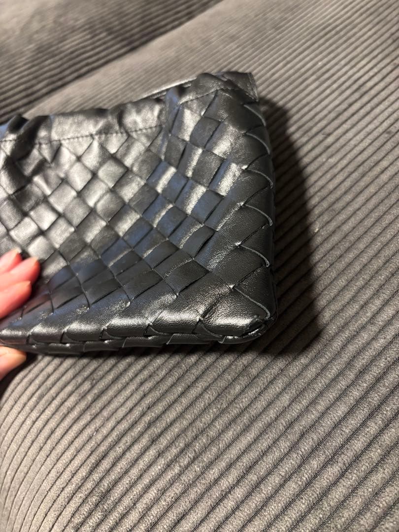 BOTTEGA VENETA スモールダストバッグ　ブラック　ショルダーバッグ