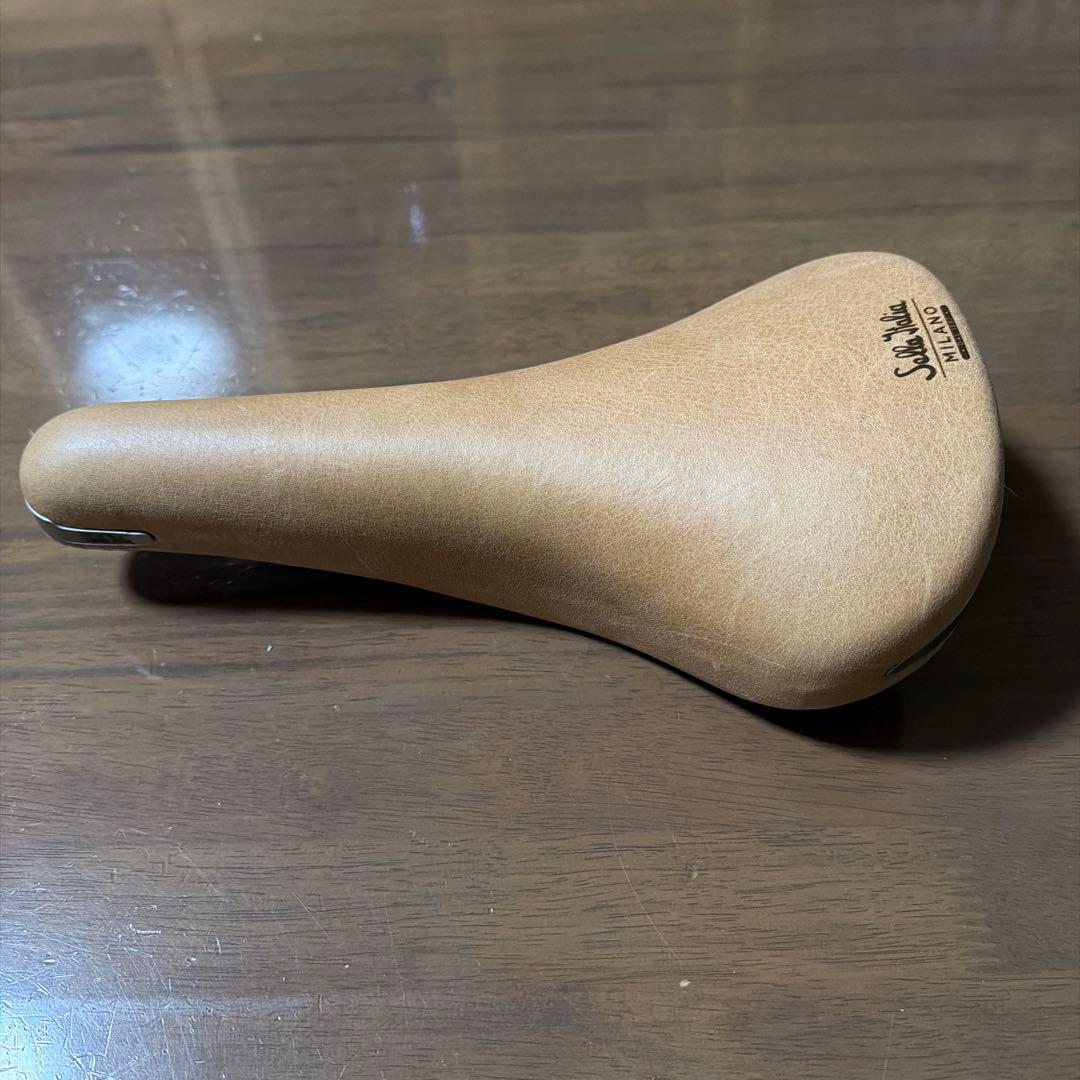 d*9様 セライタリア　ミラノターボ　ライトブラウン