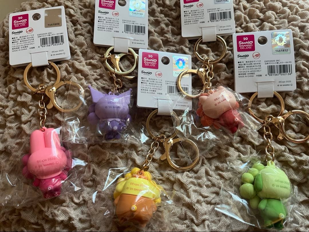 【セール】サンリオ推しカラー　ミャクミャクキーホルダー　関西万博　5点セット